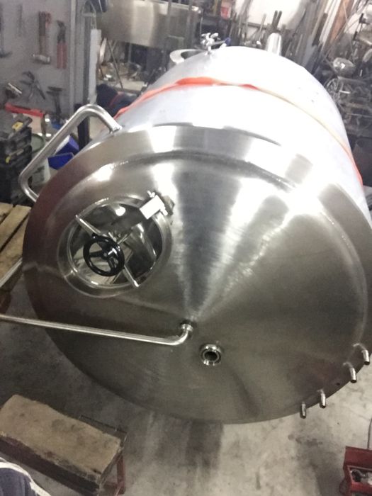 Вироби з нержавіючої сталі, та з сталі.