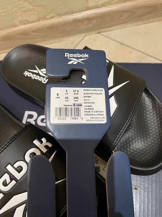 Шлёпы черные Reebok