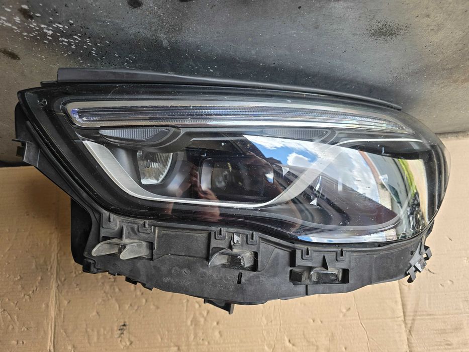 lampa przód Mercedes GLA A247 Full led Multibeam