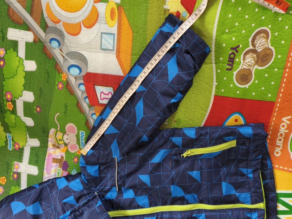 Куртка з капюшоном від бренду Lassie, розмір 86/92