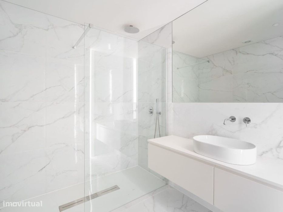 Apartamento T3 Novo em Tenões