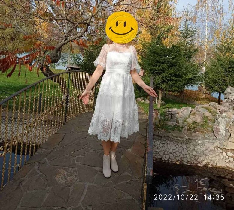 Продам весільний варіант сукні та шубку до неї