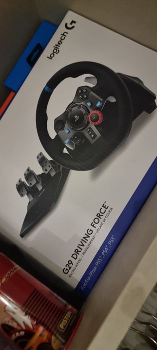 Logitech G29 with box and hand brake64586420491905124