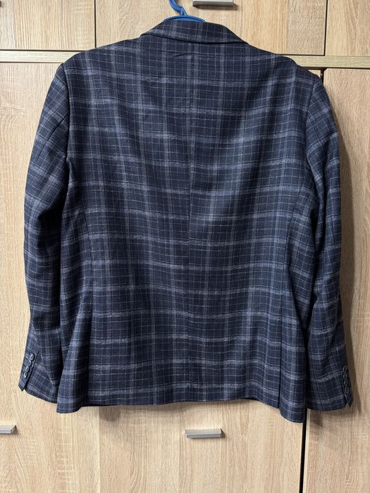 Чоловічий піджак