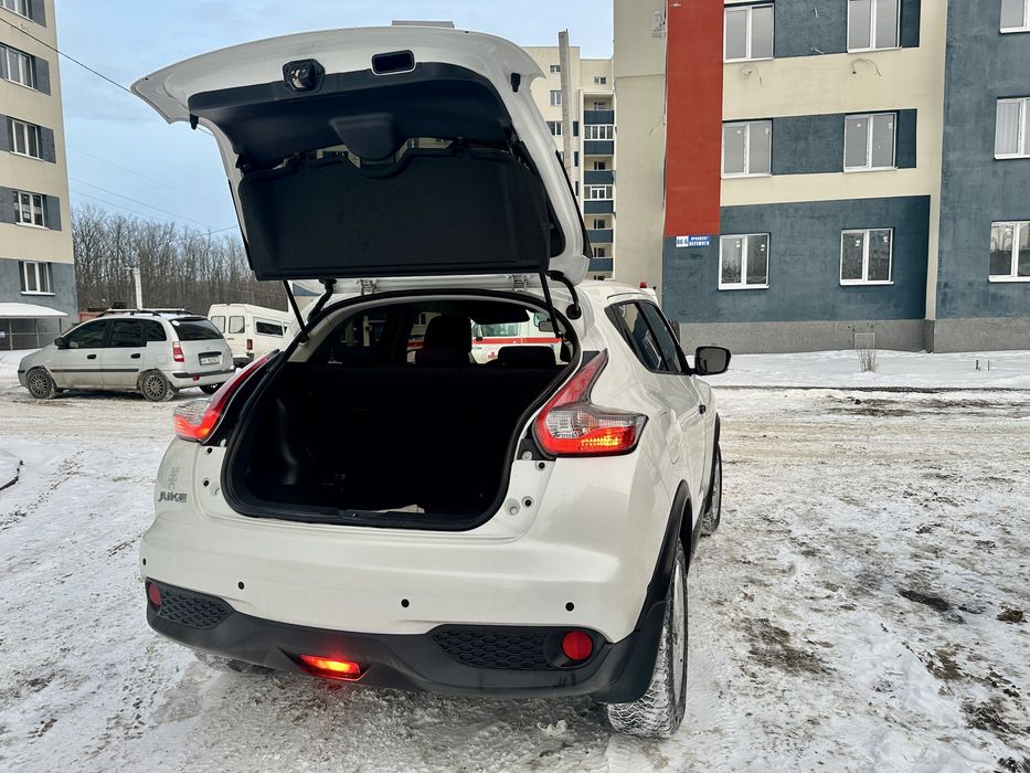 Продам Nissan Juke 2019 г.в.Вариатор.Официальная.