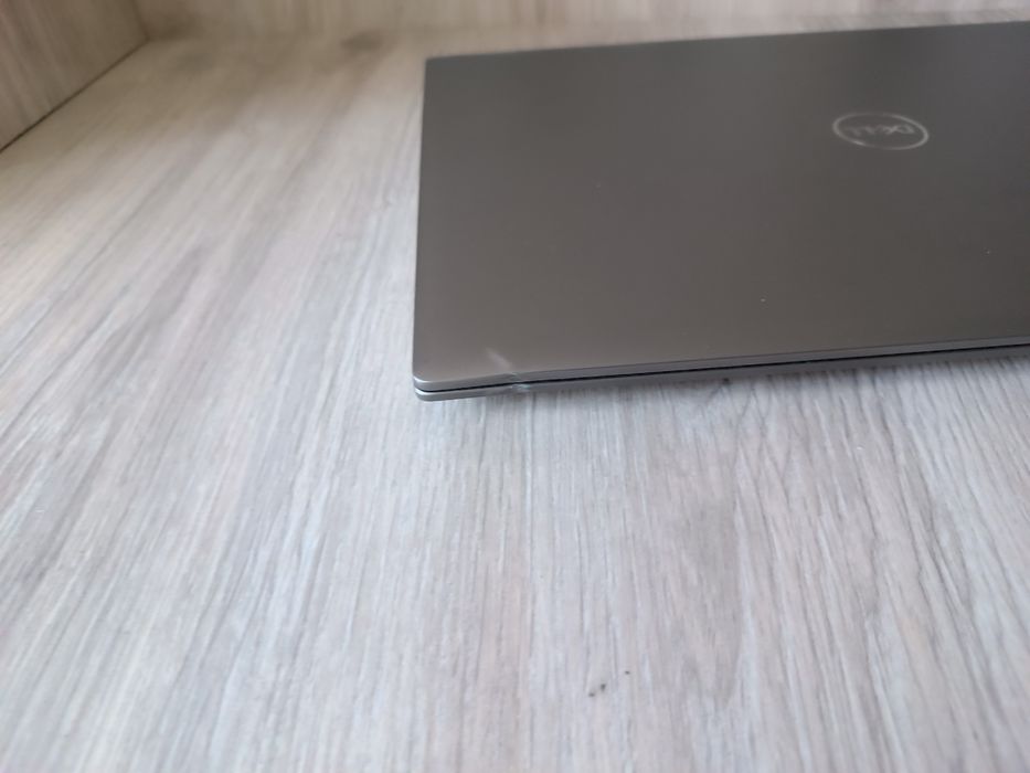 Ноутбук Dell Vostro i7 1260P 16 по 4.7Ghz 16GB SSD 512GB Iris XE 16" WUXGA