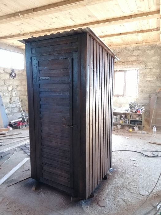 Деревяні туалети