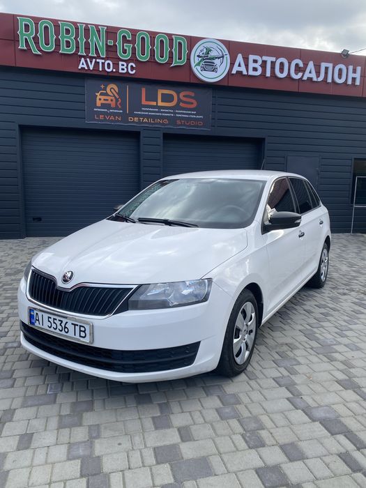 Skoda Rapid 2015 року