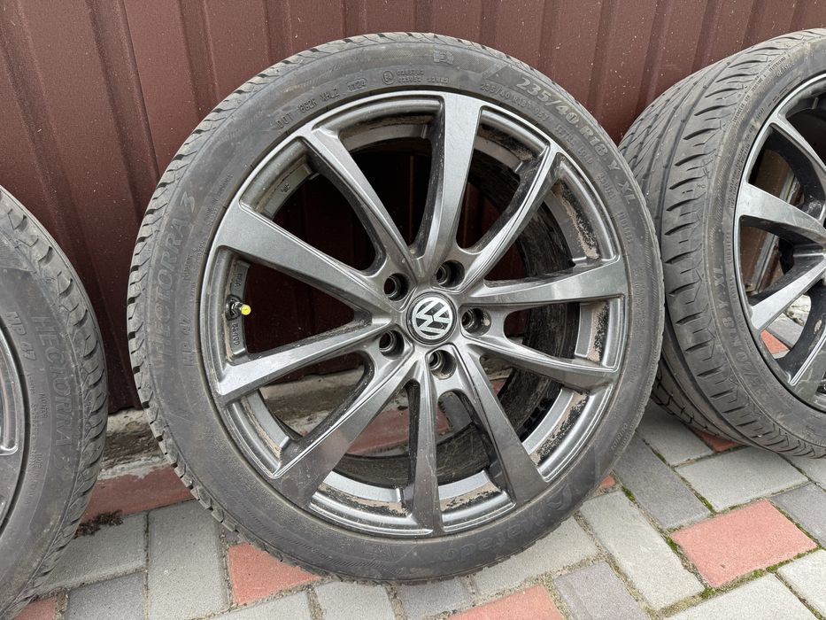 Диски + резина R18 5x112 Et38 8J. Passat Tiguan NMS CC Audi