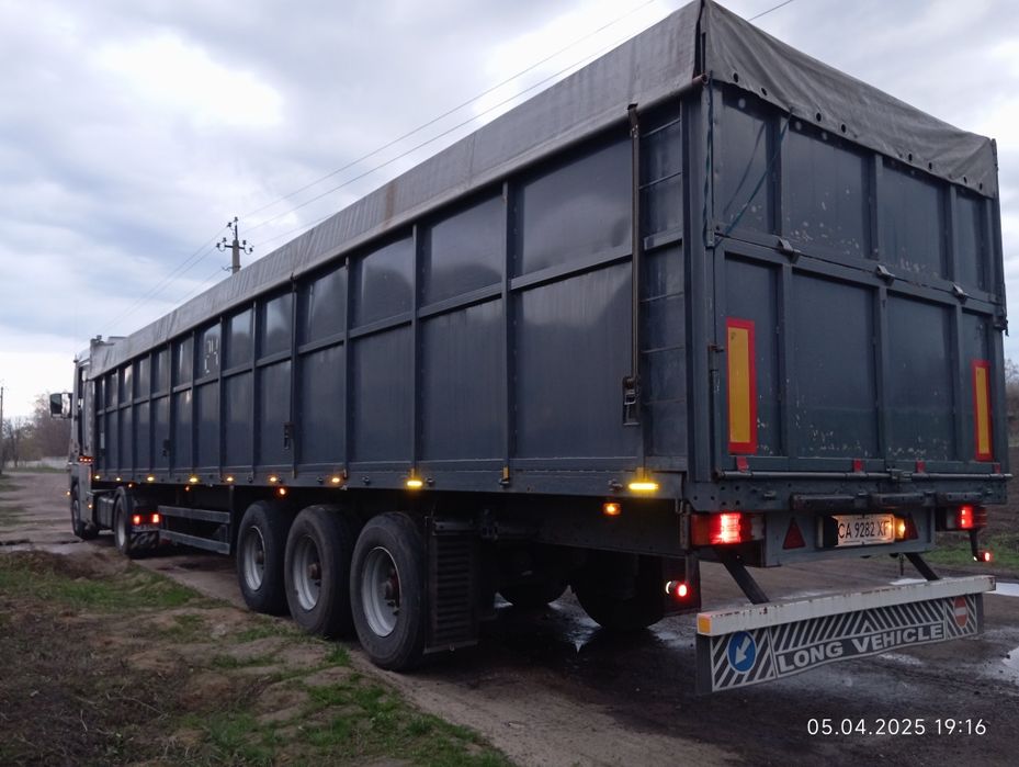 Продам напівпричіп-зерновоз Schmitz S-01