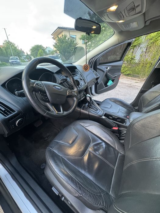 Ford Focus 2.0бензин 2016