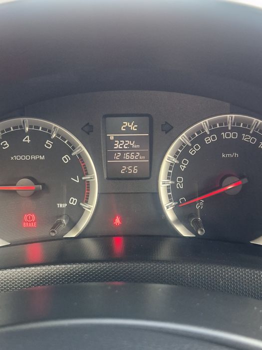 Auto bezwypadkowe oryginał przebieg 100 % Sprawne  4x4 dołączany