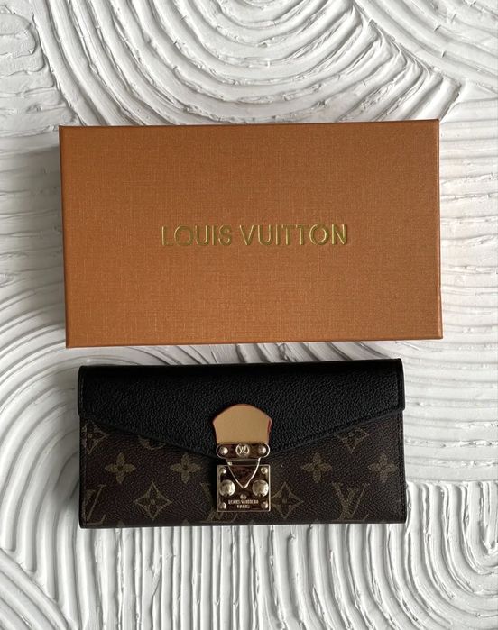 Гаманець Lois Vuitton
