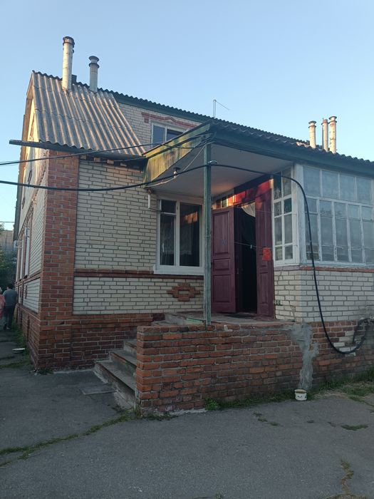 Продам добротный дом на два отдельных входа Мерефа