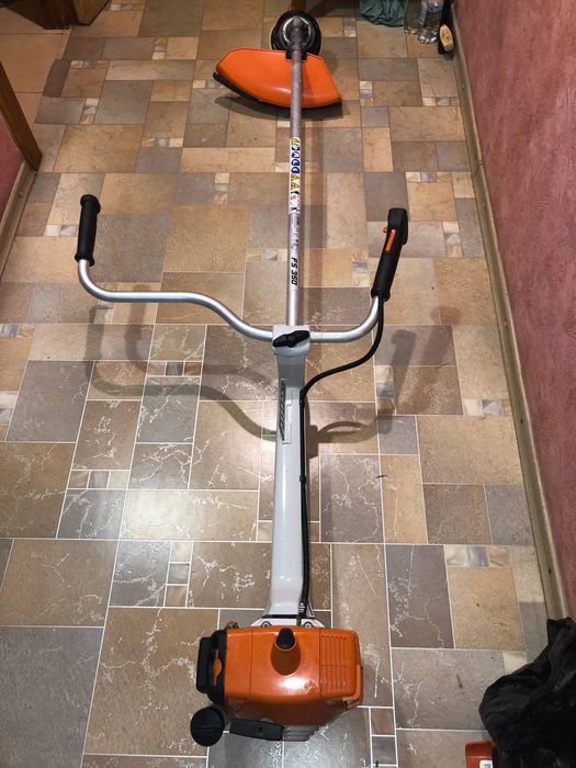 Мотокоса Штиль  FS 350+Ремень Рюкзак,щиток,навушники,насадки