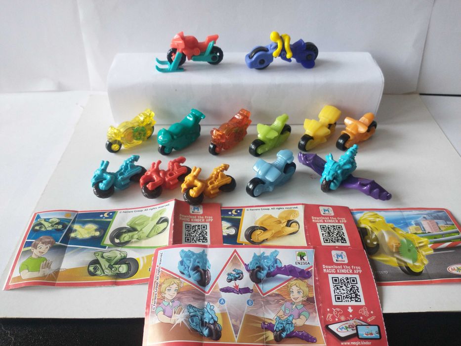 Figurki Kinder – Motory zestaw 13szt