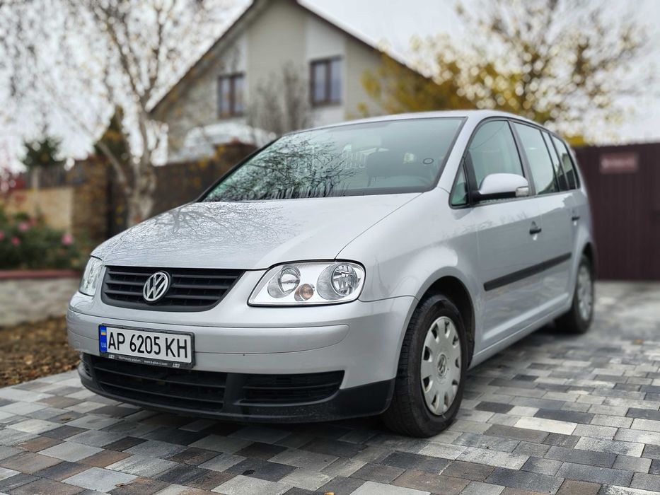 Volkswagen 1,6 Touran СРОЧНО