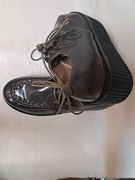 Sapatos Senhora T.41-Marca Wellspring castanhos com sola compensada