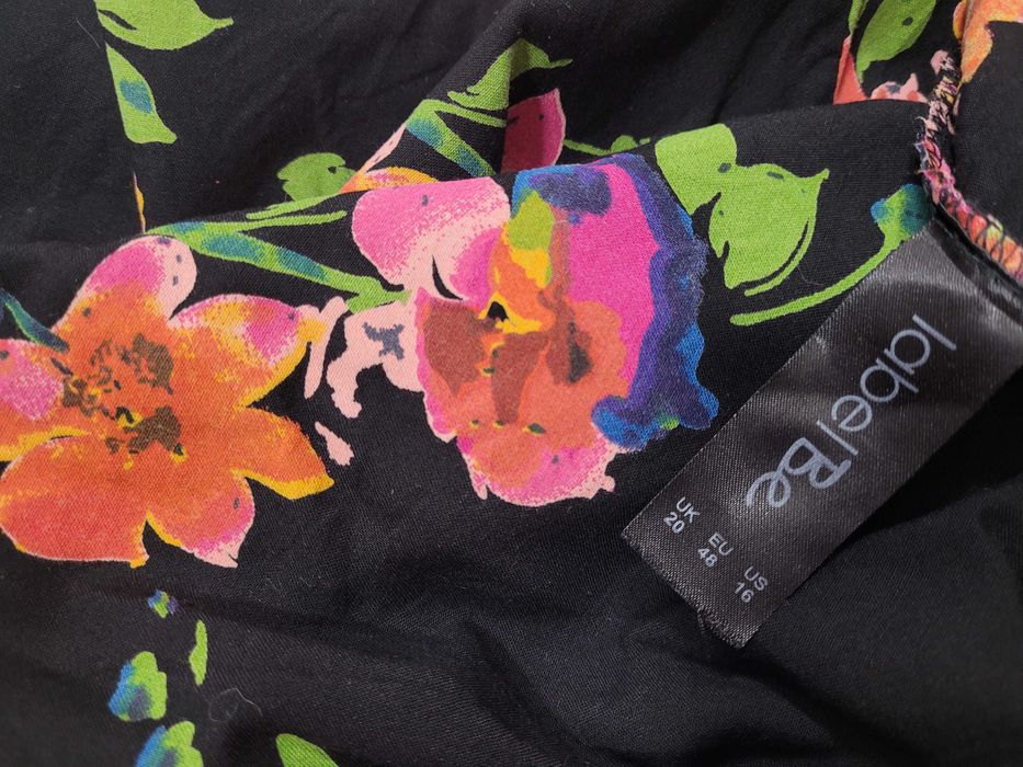 Nowa czarna sukienka 48,4XL wzór kwiaty LabelBe plus size