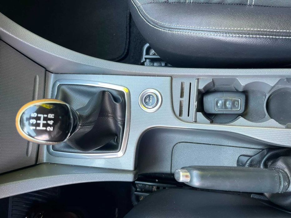 Ford Focus — fotografia 12