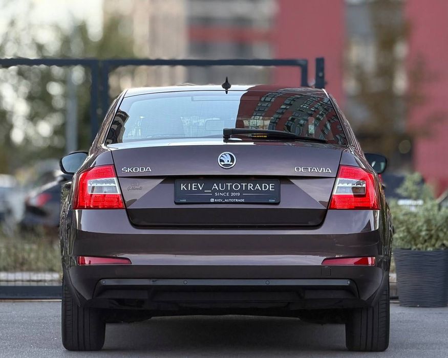 Skoda Octavia A7 Official