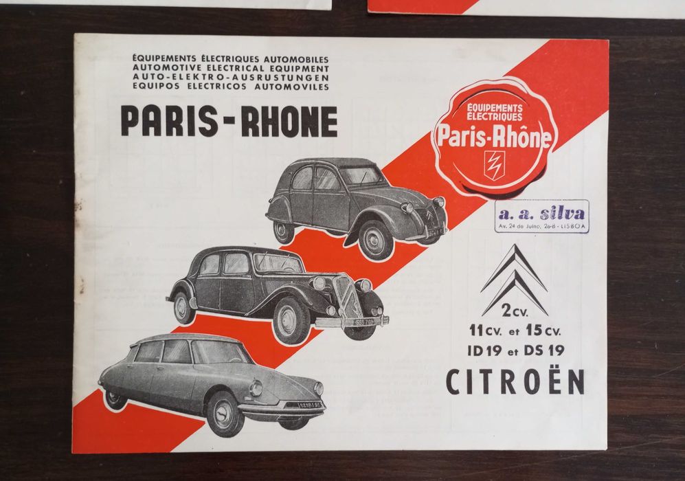 Antigas brochuras comerciais de equipamentos eléctricos Paris-Rhone para Citroën Simca Renault