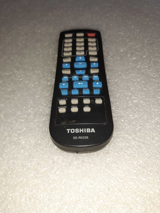 TOSCHIBA SE R0335 remote control (pilot TV)