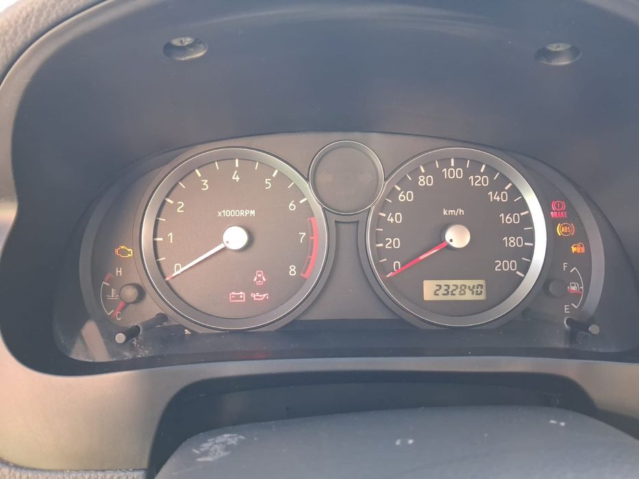 Sprzedam suzuki liana 2004r. 1.6 benzyna