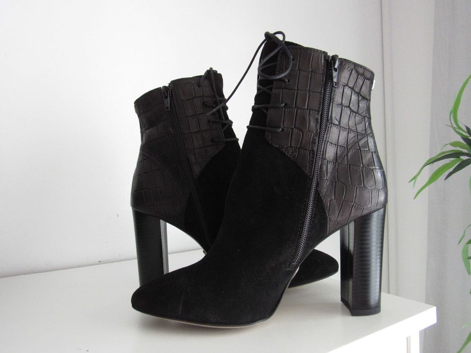 Botins SALSA tamanho 38, nunca usados.