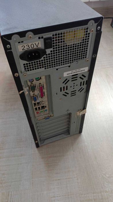 Komputer stacjonarny Optimus z 2007 r. klasyk  vintage retro