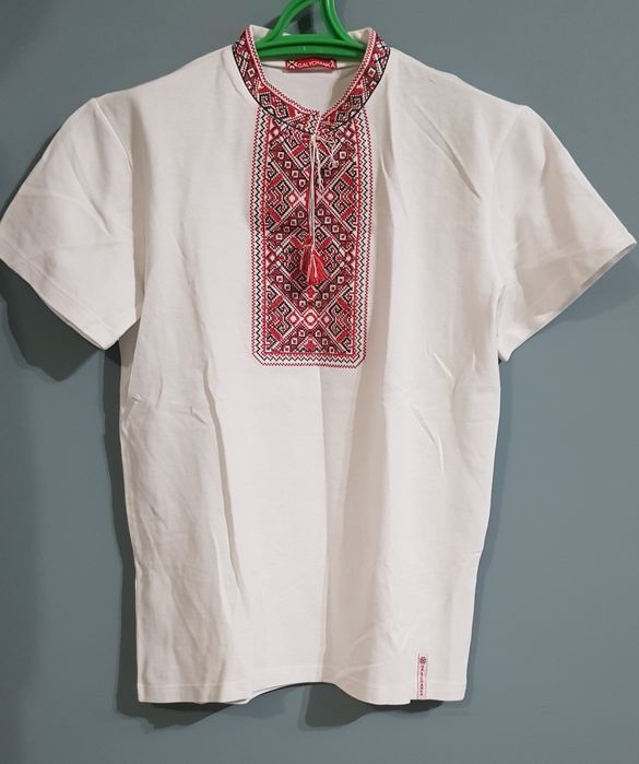 Мужская вышиванка футболка Galychanka. Размер M. Хлопок.