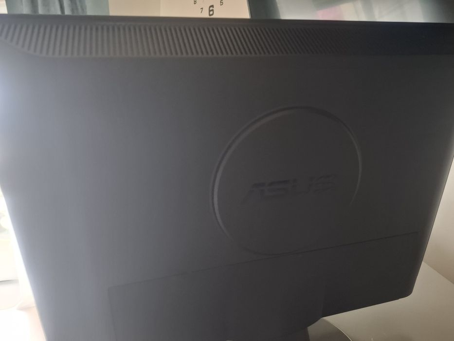 Monitor Asus em otimo estado