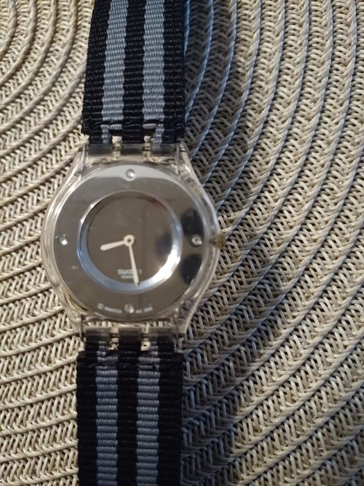 Годинник Swatch skin б/у