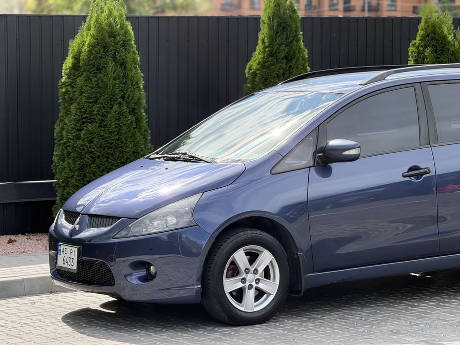 Mitsubishi Grandis на автомате