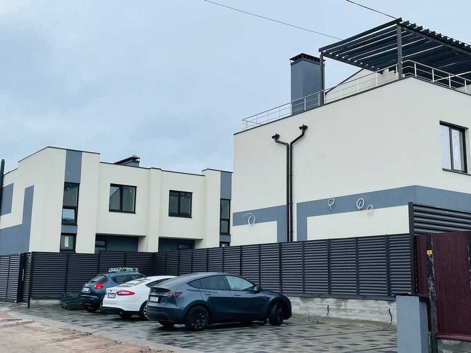 Продам Таун в Коцюбинському топ якості! 5хв до метро Академмістечко