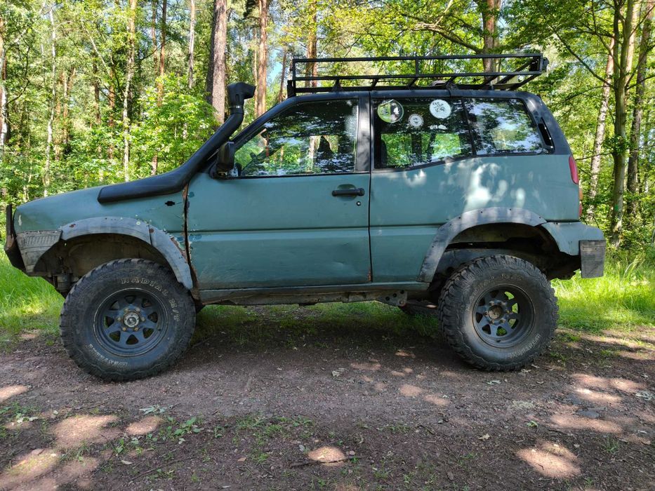 Nissan Terrano 2