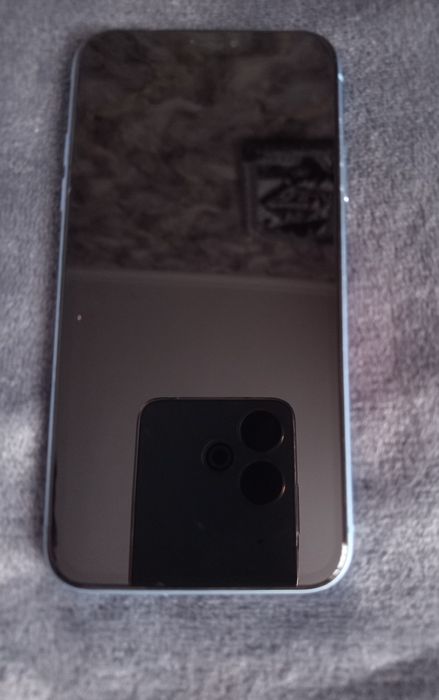 Продам телефон IPhone XR