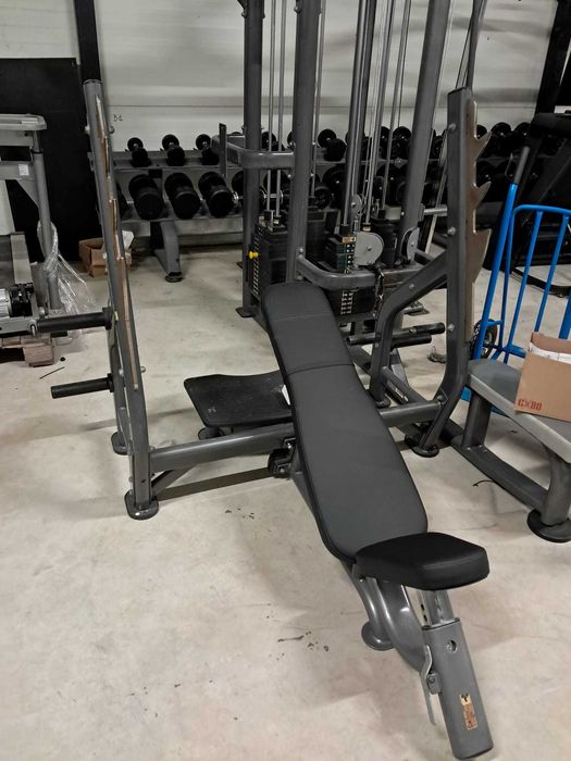 Ławka olimpijska skośna w górę Impulse Fitness IT7015 nowa tapicerka