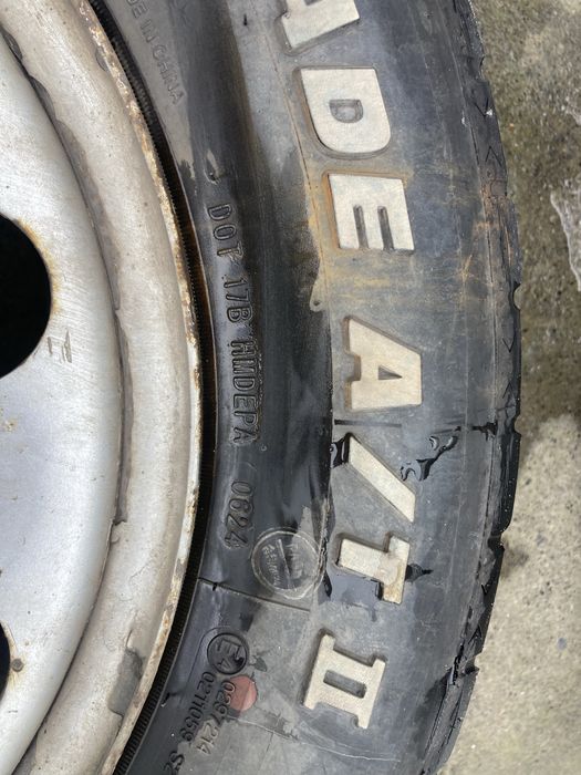 Шини всесизонні  205/70 r15