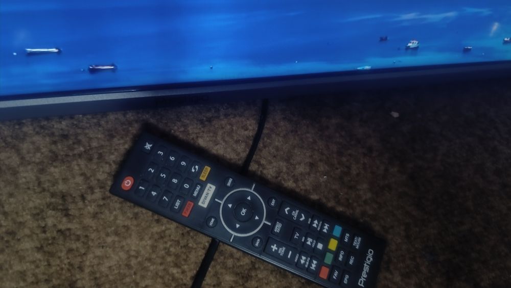 40 дюймов Prestigio D1TV40SS05Y_UA_GR Smart WI-FI
