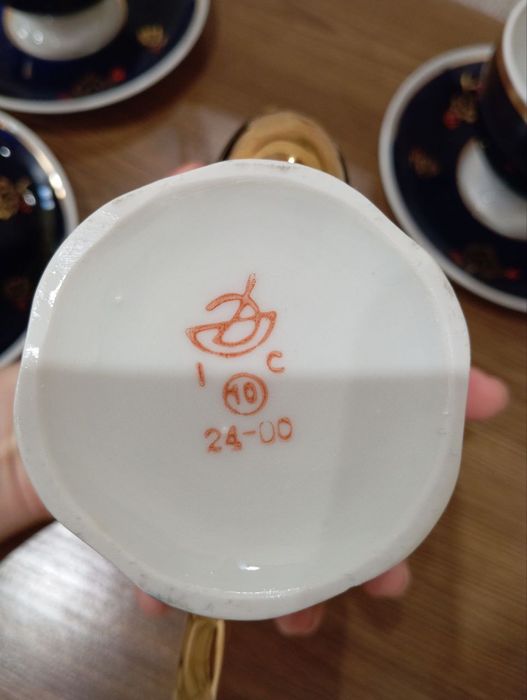 Вінтажний чайний сервіз