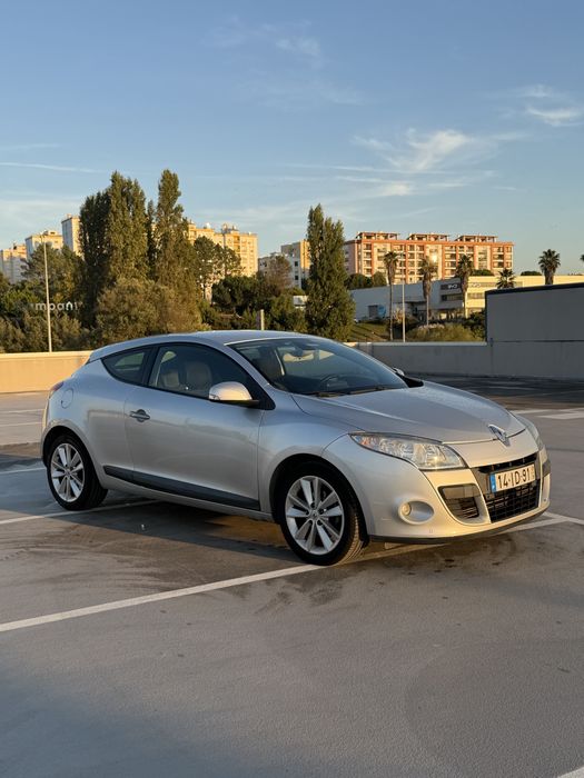 Renault Megane 3 coupe / 1.5 dci
