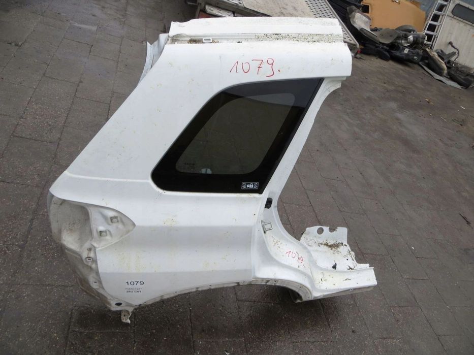 SUZUKI VITARA III BŁOTNIK PRAWA TYŁ TYLNY 26U 14-