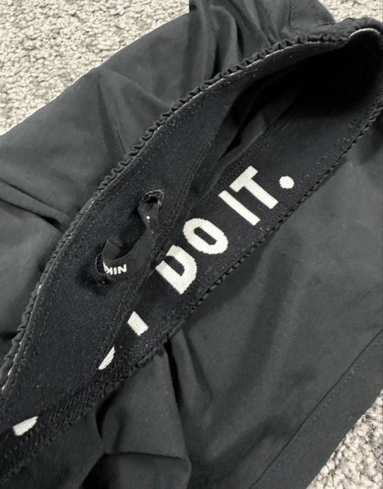 Nike Dri-Fit Krótkie Spodenki Biegowe Just Do It Czarne XS