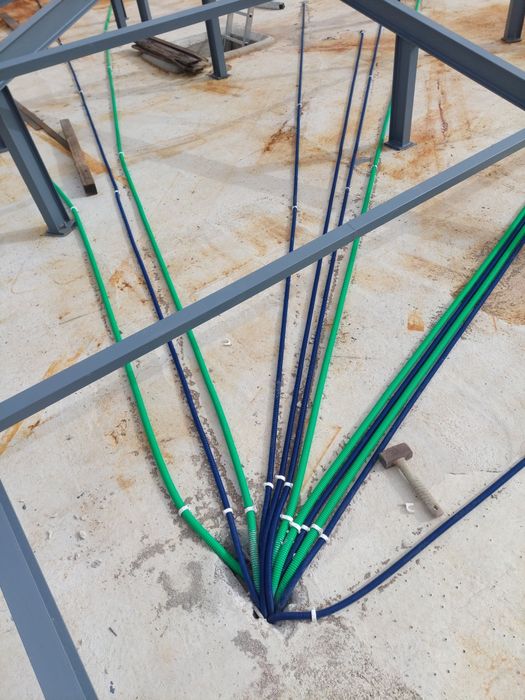 Prestação de serviços eletricidade e telecomunicações