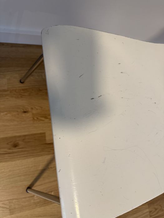 Krzesła używane do renowacji