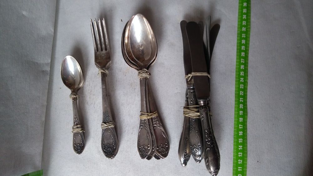 Komplet sztućców Plater rosyjskich w cenie 360 zł