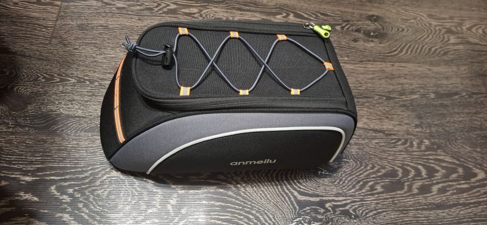 Сумка на багажник велосипеда