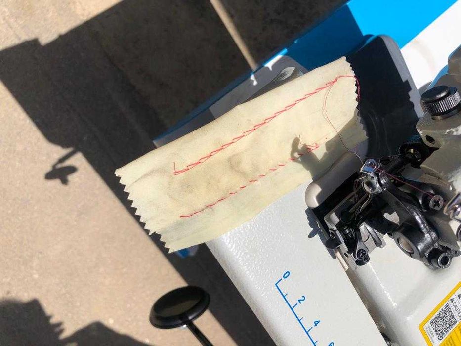 Máquina de  ponto  invisível / bainha Marsew nova