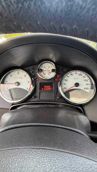 Peugeot 207 SW 1.6 HDi 110 cv | Teto panorâmico